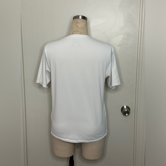 Men’s Patagonia Tee - Picture 2 of 5